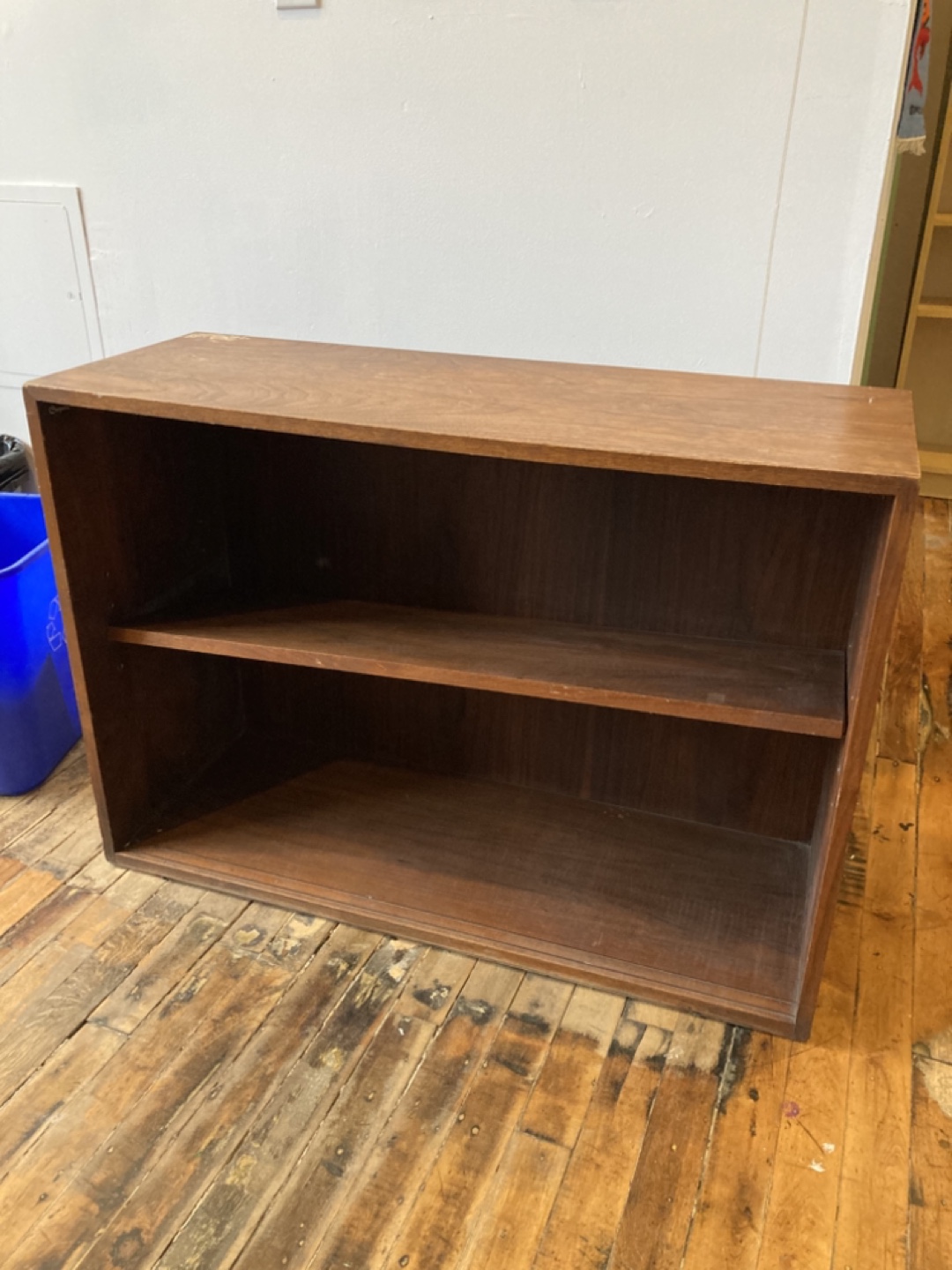 Solid wood shelving unit - Made in Canada - photo 3