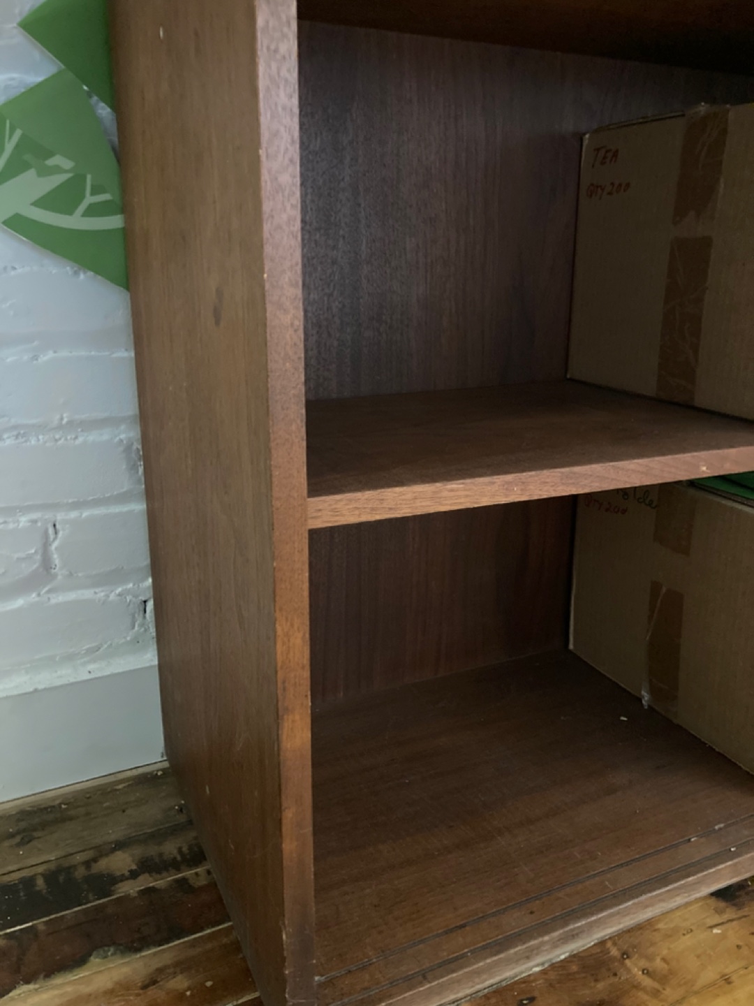 Solid wood shelving unit - Made in Canada - photo 5