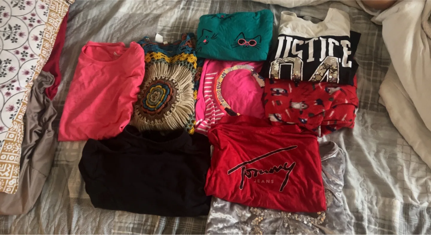 Mixed Clothes thumbnail