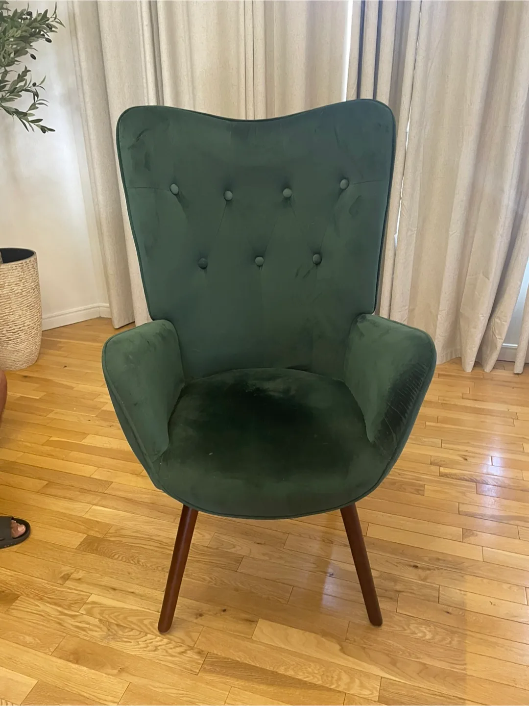 Green Velvet Accent Chair thumbnail