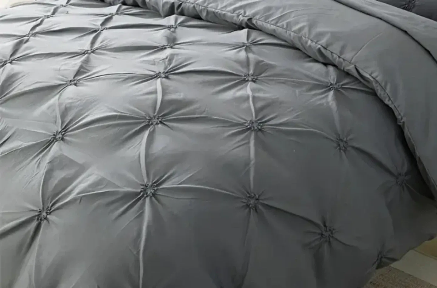 Queen size Pintuck Bedding Set, solid white, light grey, grey image indicator(4)