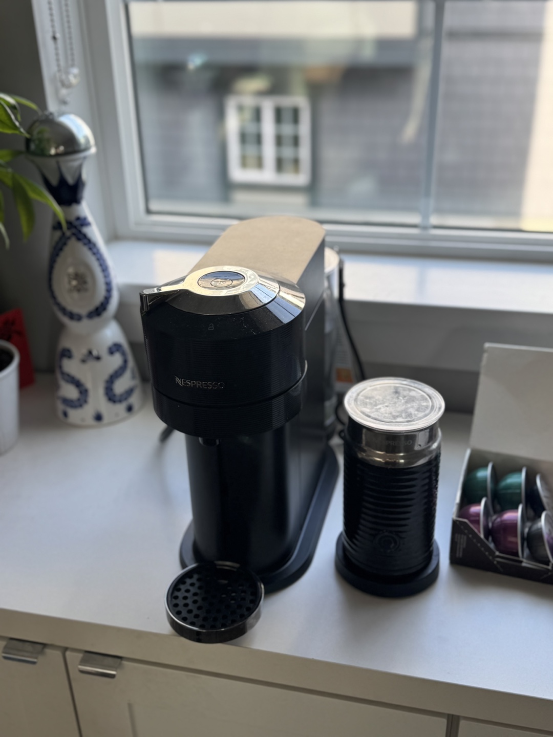 Nespresso Vertuo Next Coffee Machine with Aeroccino - photo 4
