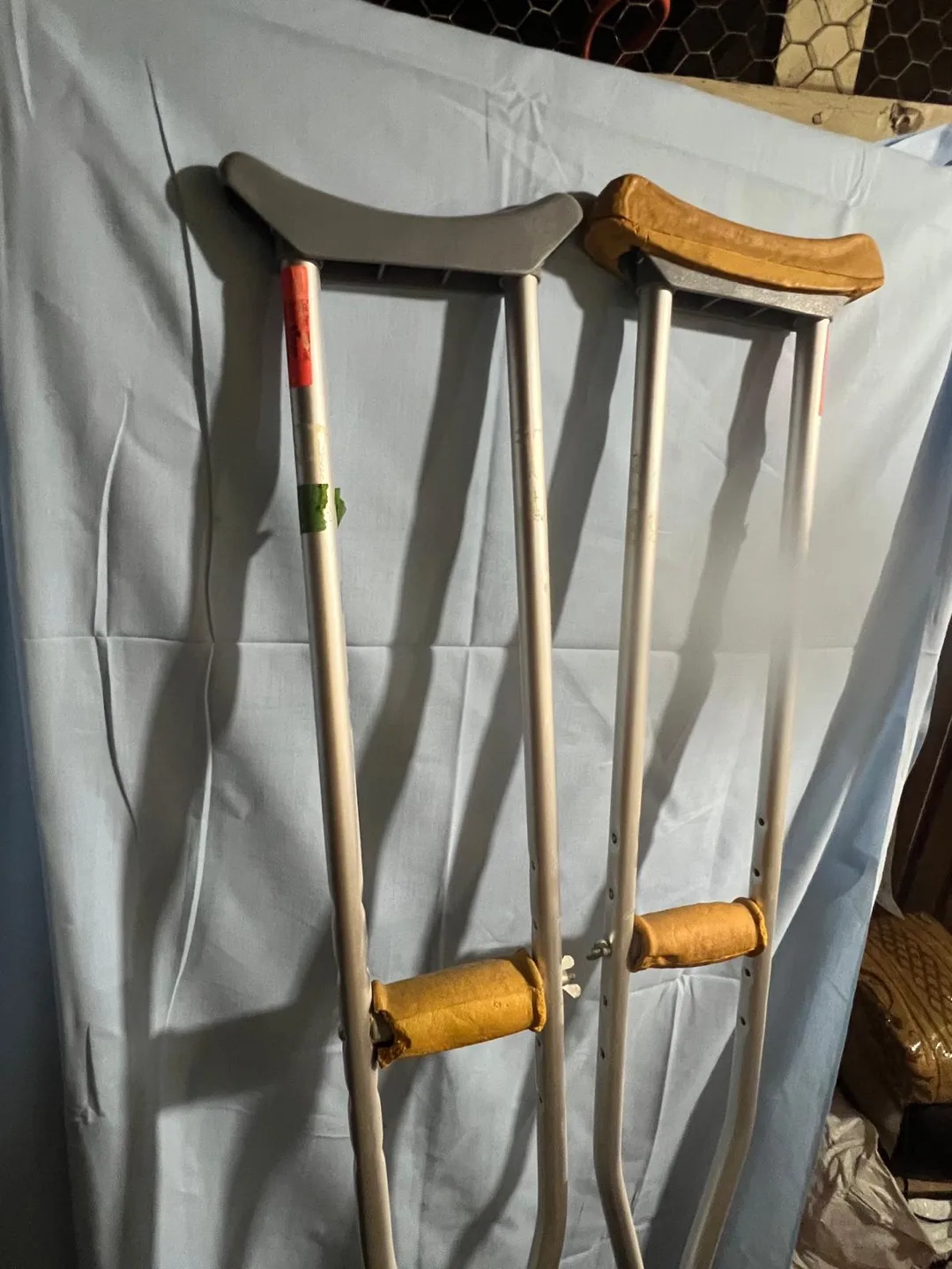 Adjustable Adult Crutches