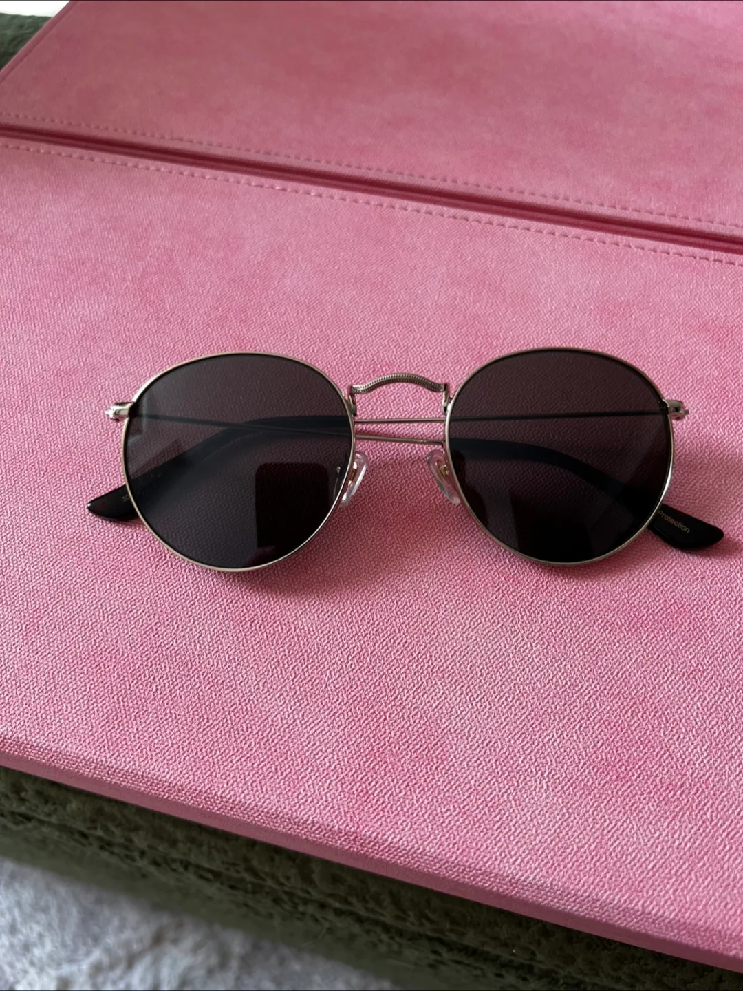 Women’s Sunglasses image indicator(6)