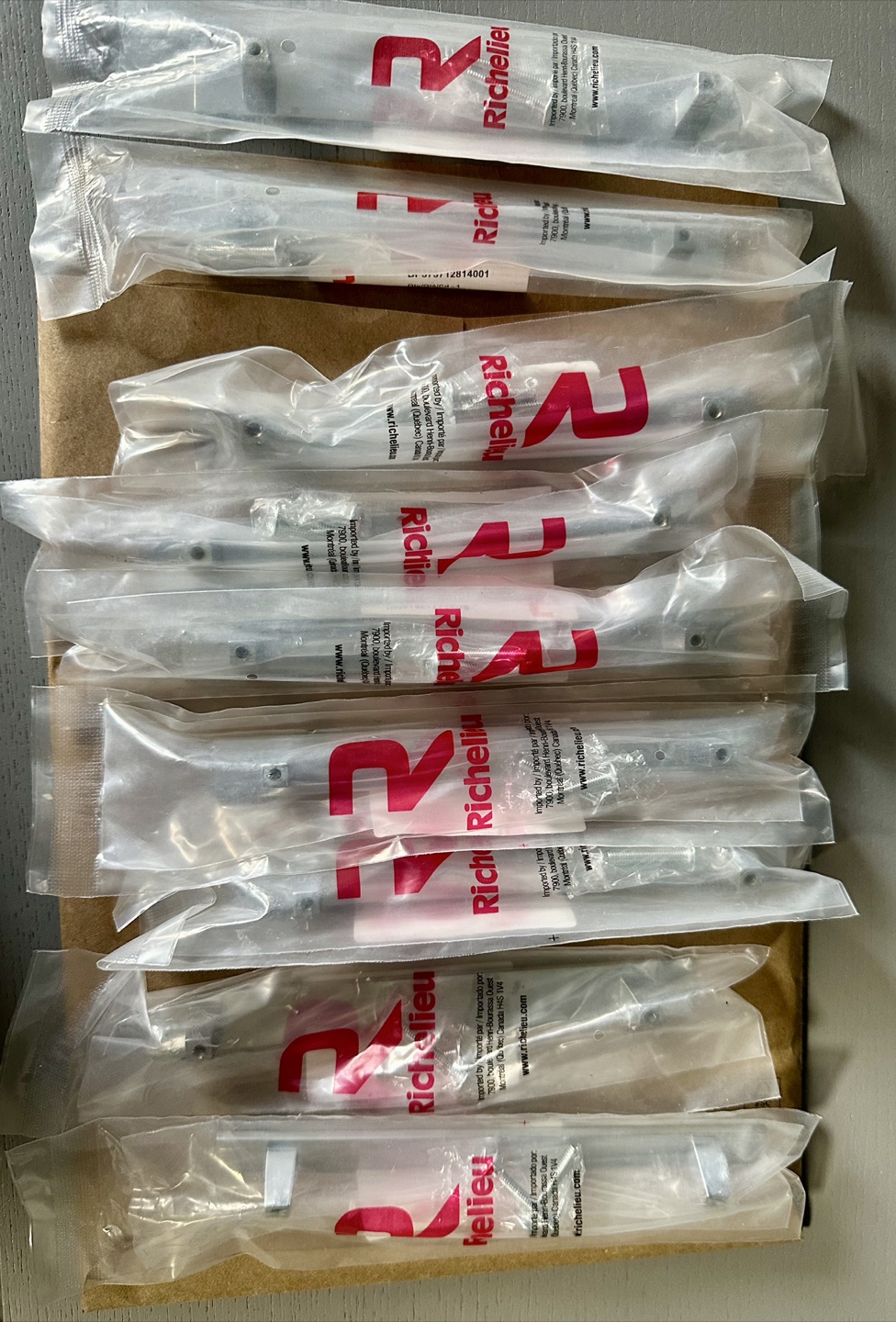 ***BRAND NEW DRAWER PULL HANDLES***