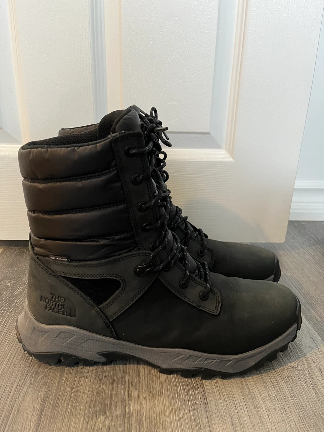 The North Face Black Boots - photo 3