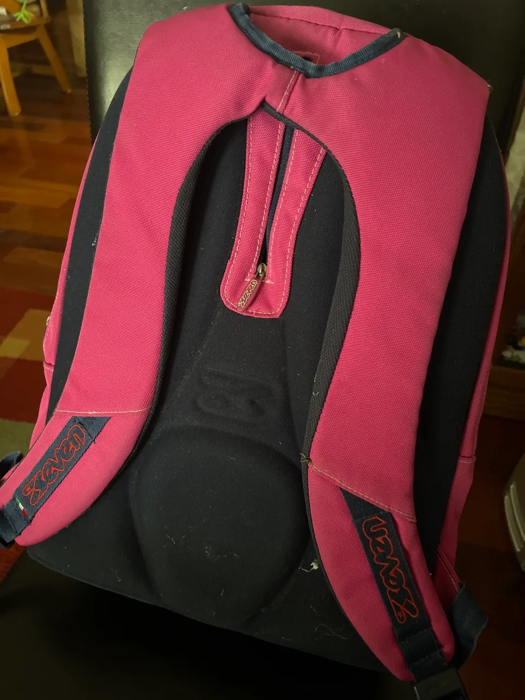 Seven Backpack - Pink image indicator(2)