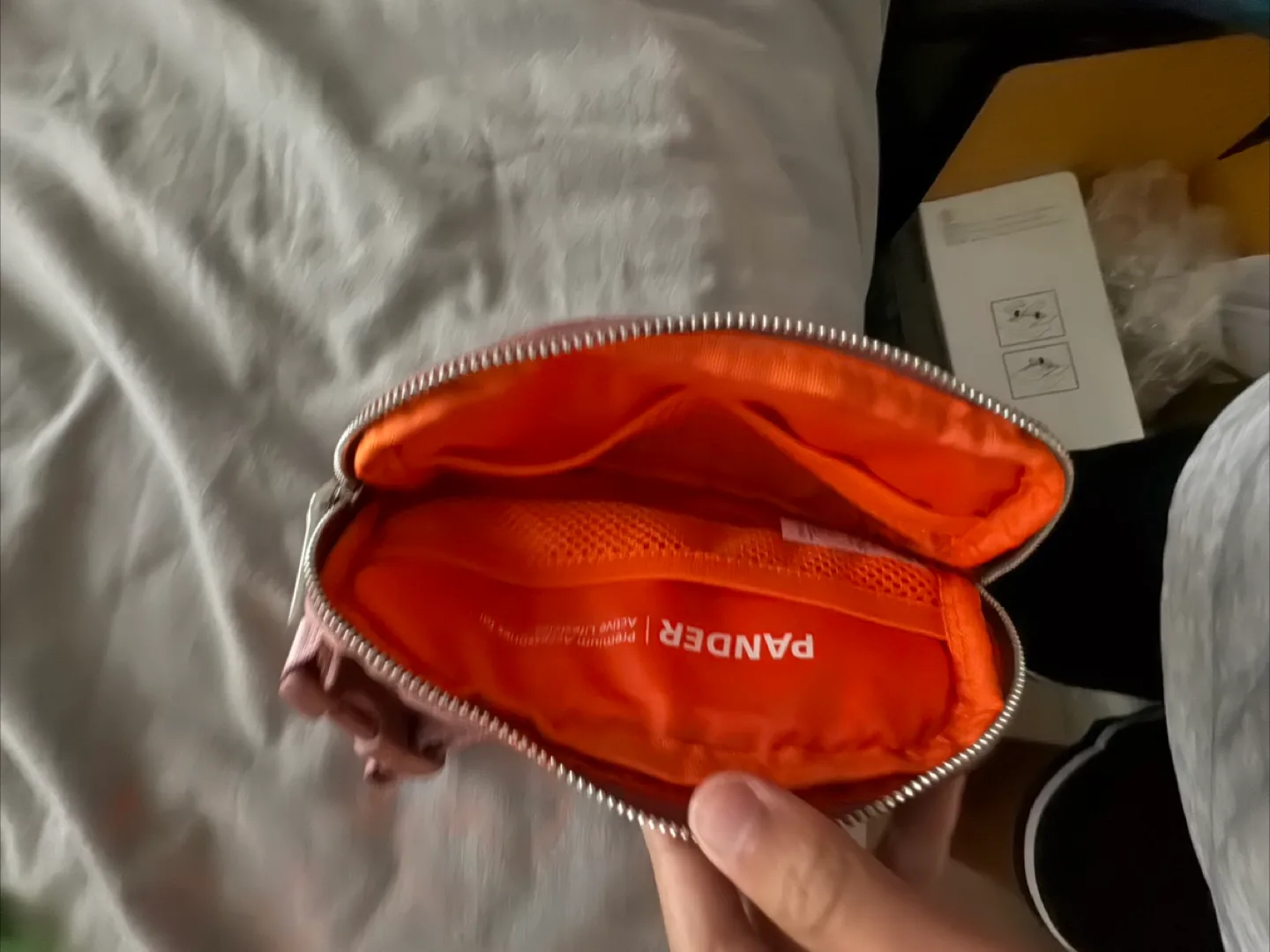 Pander  Pink Belt Bag image indicator(4)