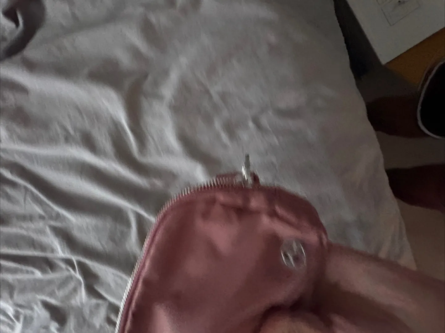 Pander  Pink Belt Bag image indicator(2)