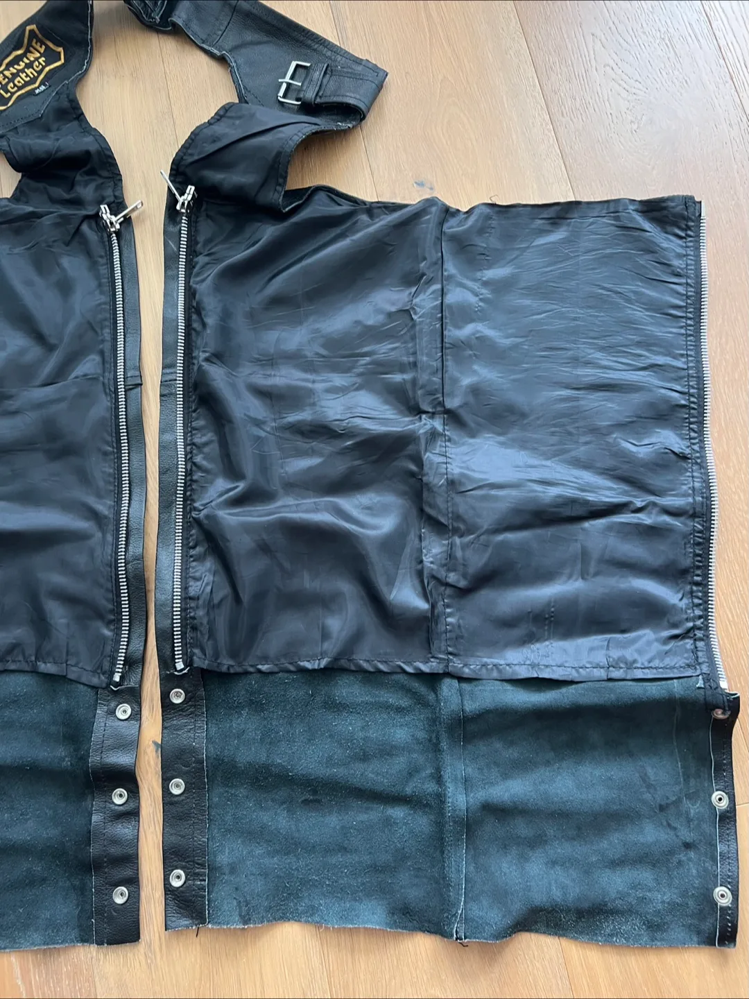 Genuine Leather Motorcycle Chaps - XS thumbnail