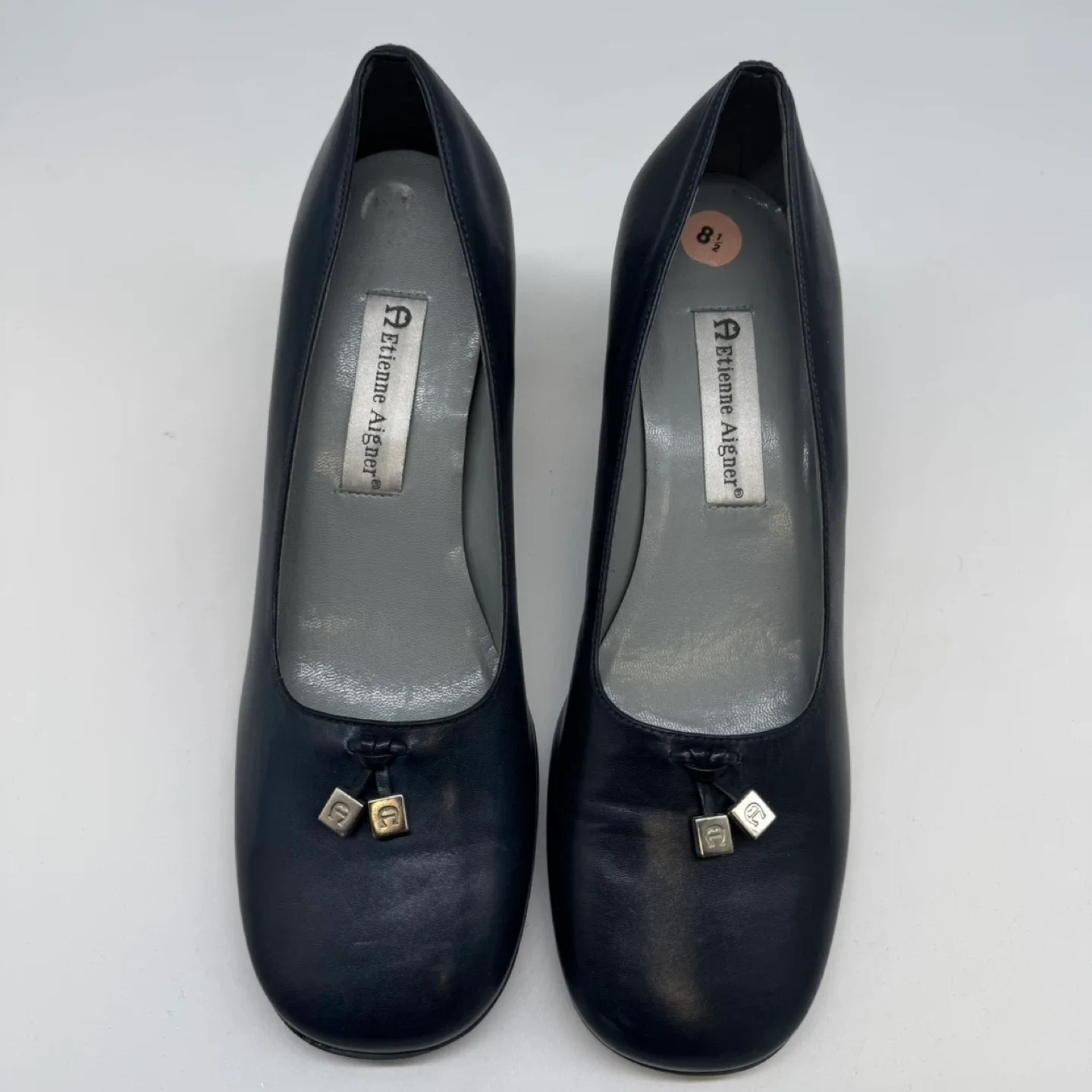 Etienne Aigner Leather Block Heel Pumps – Size 8.5 image indicator(5)