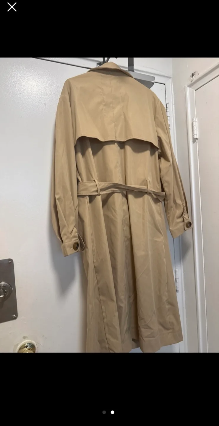 Tan Le Chateau Trench Coat image indicator(2)