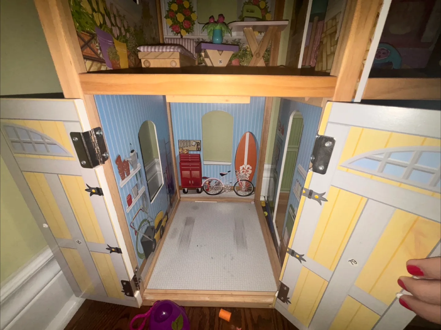 Dollhouse with Furniture included image indicator(10)