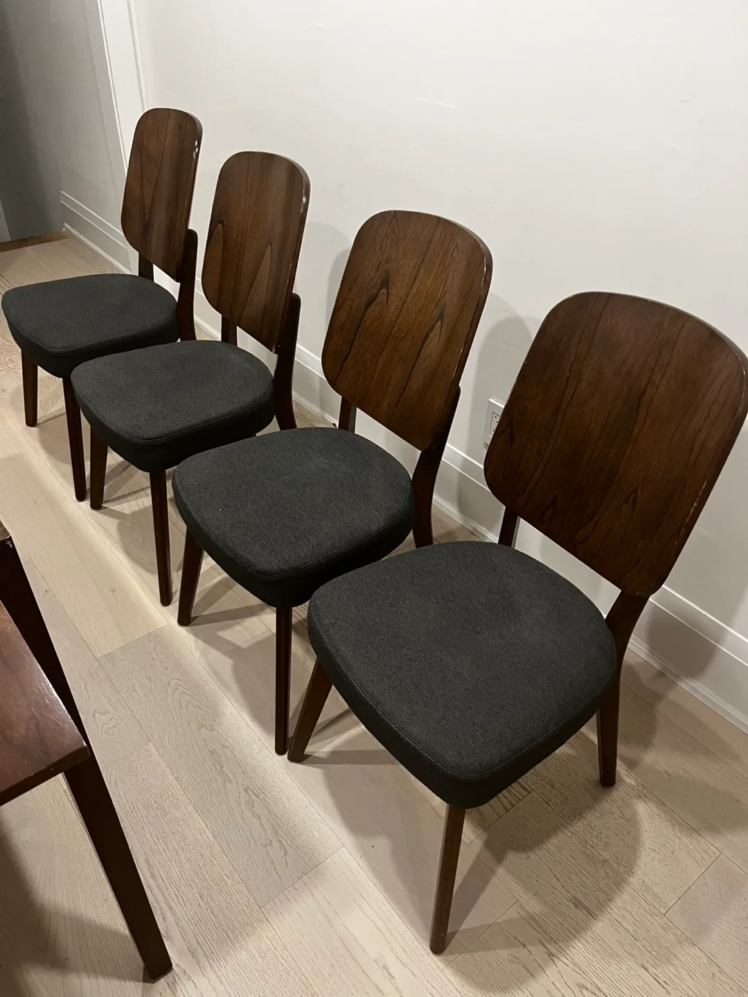 Dining Table with Four Chairs image indicator(3)