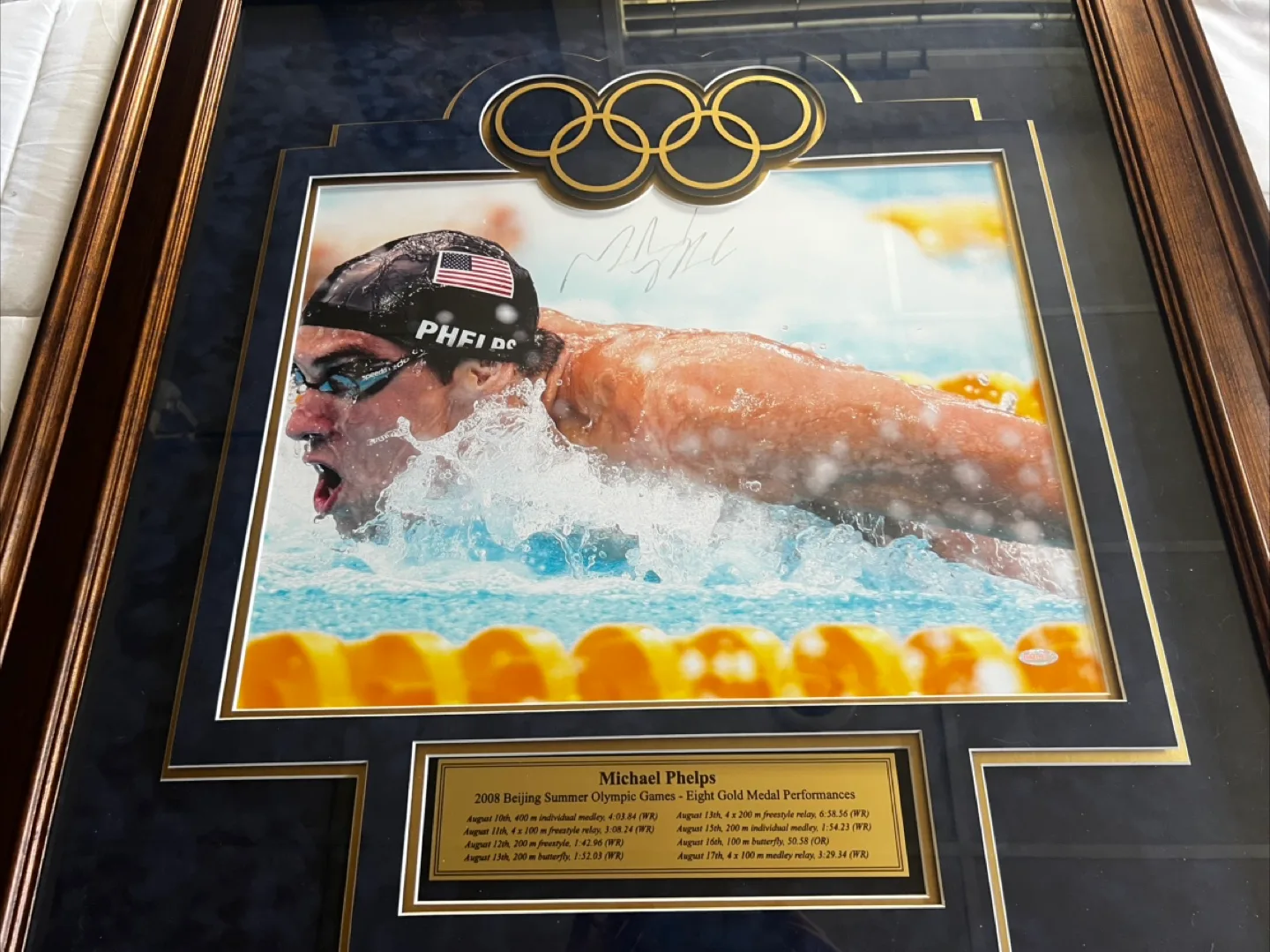 Michael Phelps framed autographed 16x20 Olympic photo (Steiner) image indicator(3)