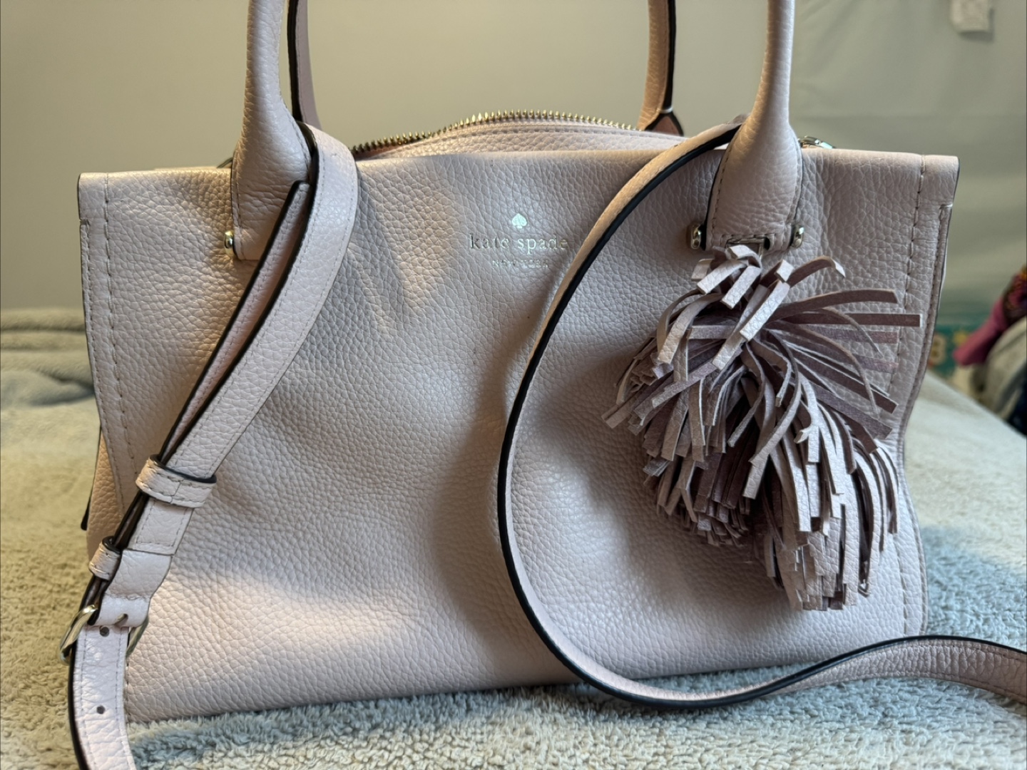 Beautiful Pink Kate Spade Purse - photo 4