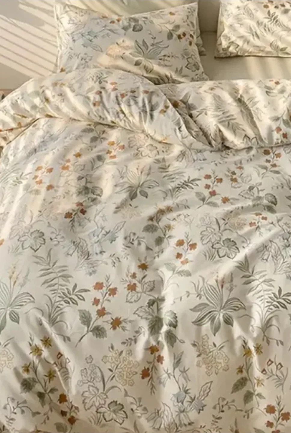 Queen size Duvet cover sets(Multiple designs) Shades of Green image indicator(9)