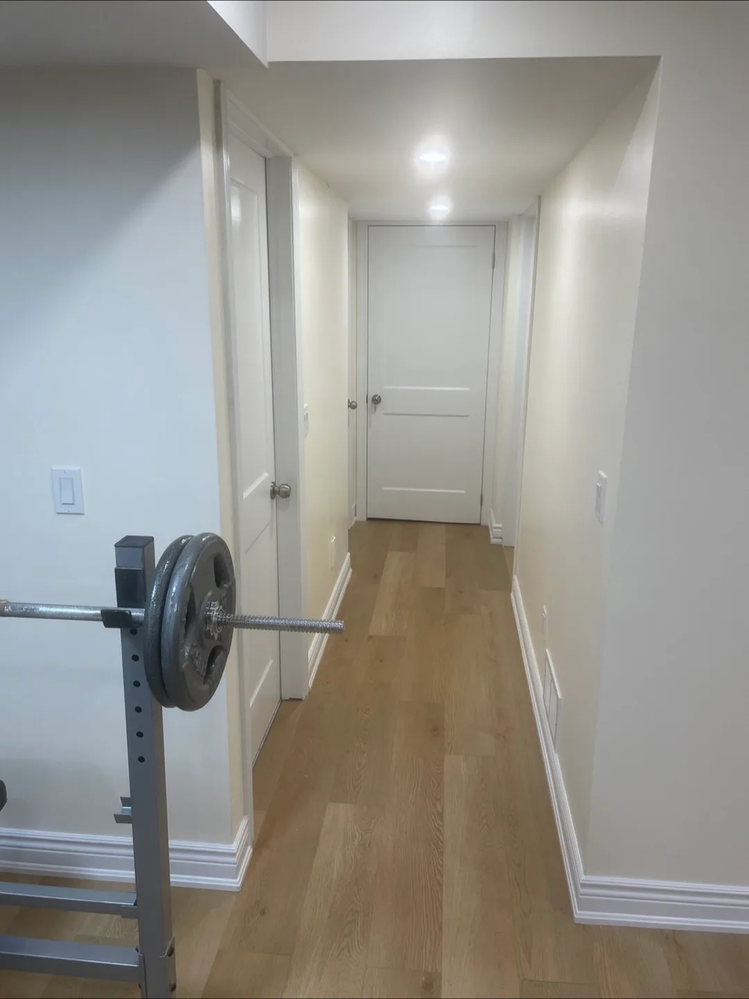 $1,300 Bachelorette Apartment image indicator(5)