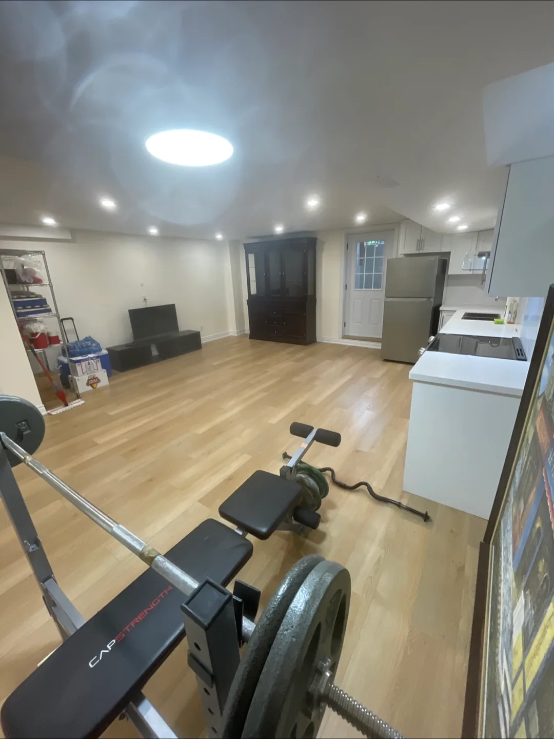 $1,300 Bachelorette Apartment image indicator(2)