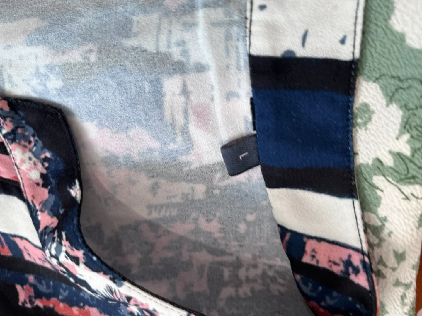 Project Eve Blouse image indicator(4)