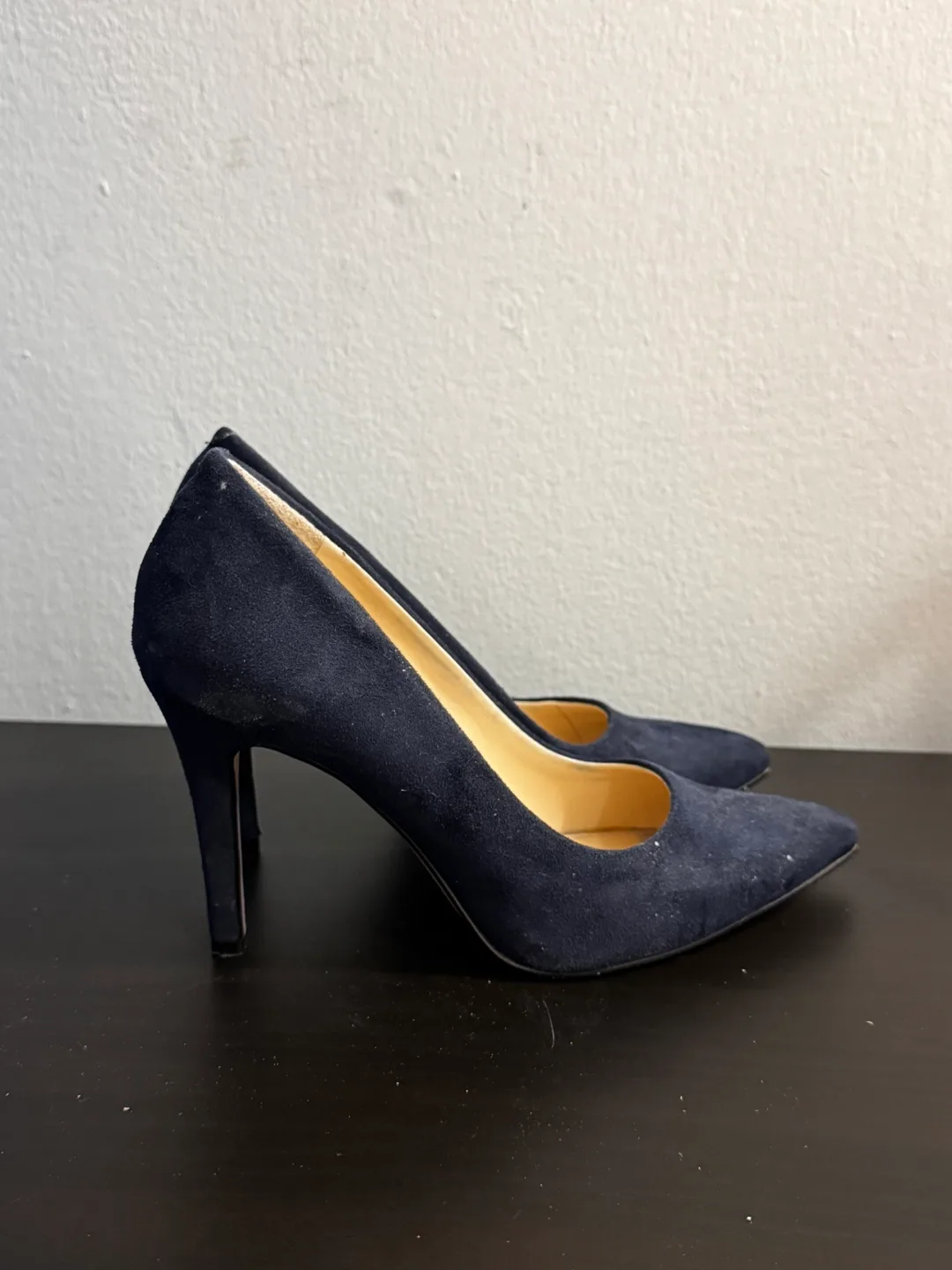 Blue Suede Heels - Size 7 image indicator(3)