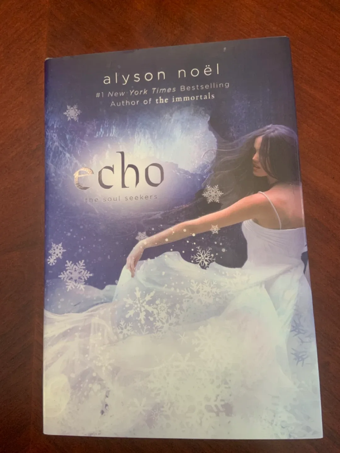 Alyson Noël's 'Echo' and 'Fated' Books image indicator(5)