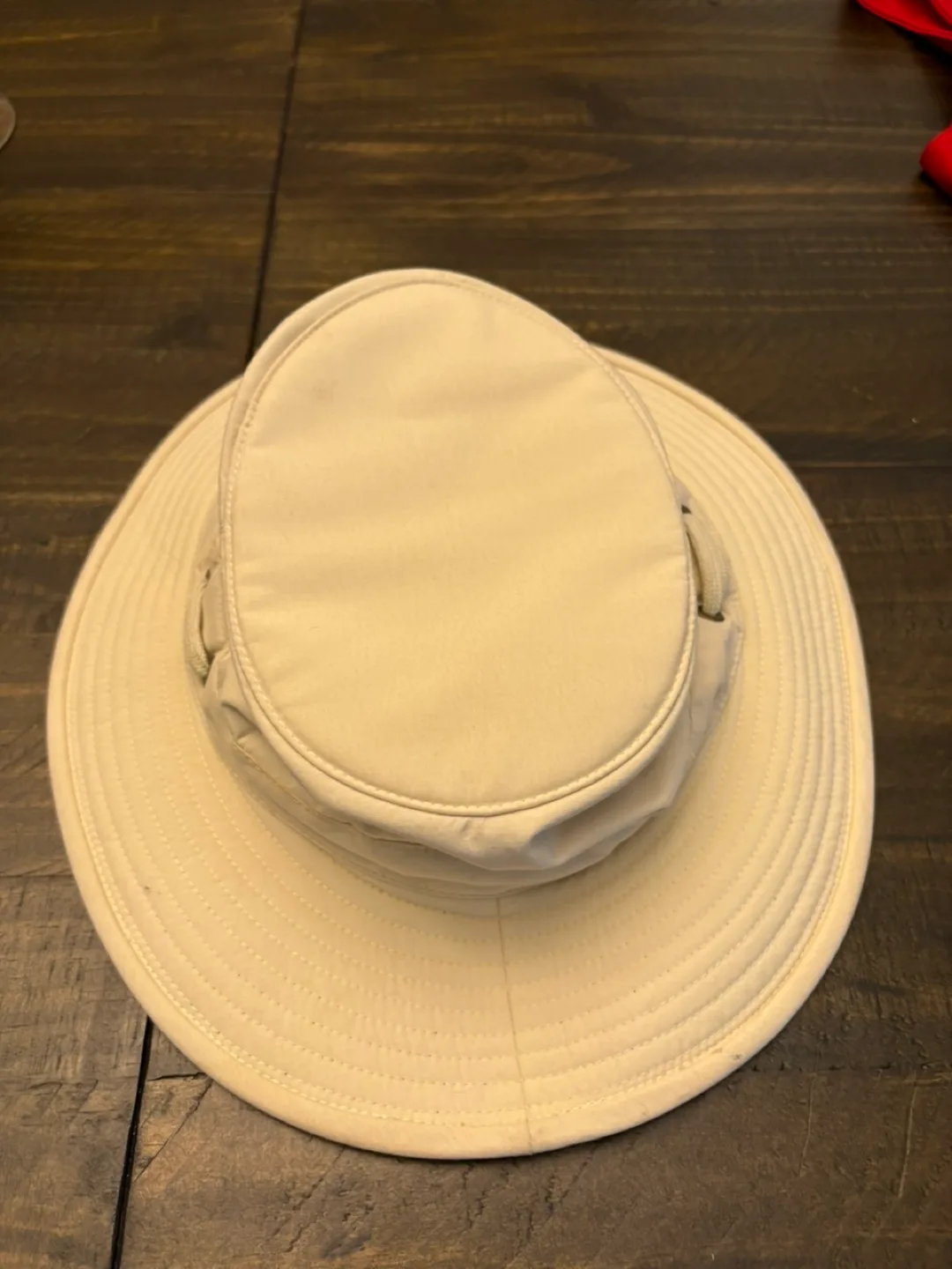 Vintage like new Tilly Originals Hiking Hat great quality image indicator(3)