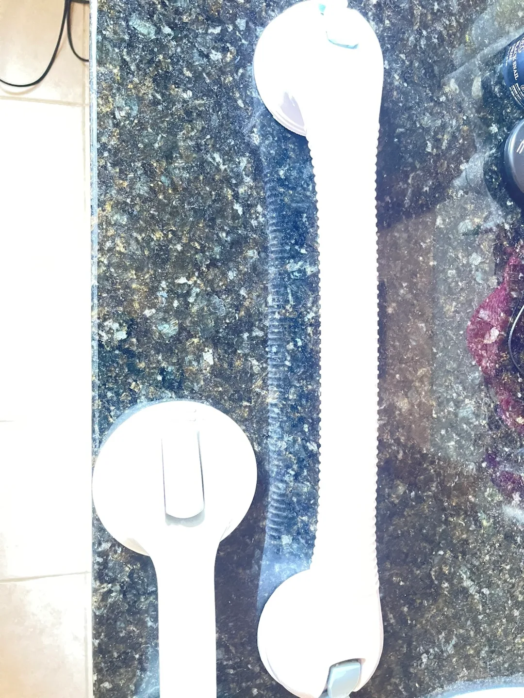 Home Care Suction Grab Bar image indicator(3)