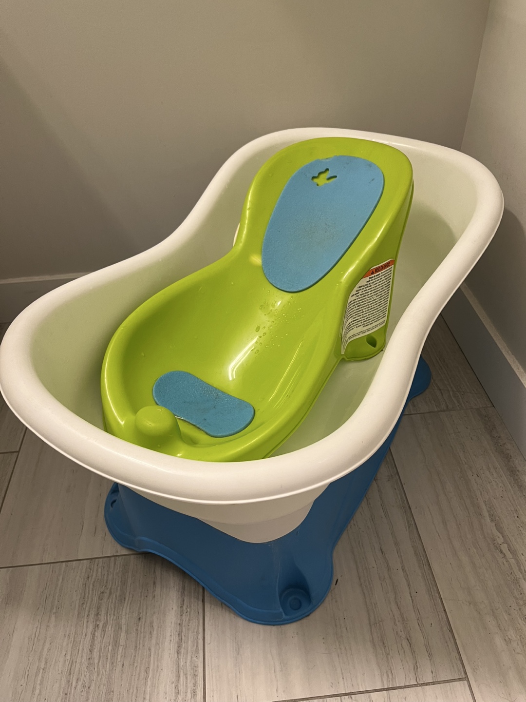 Baby Bathtub with Removable Infant Sling