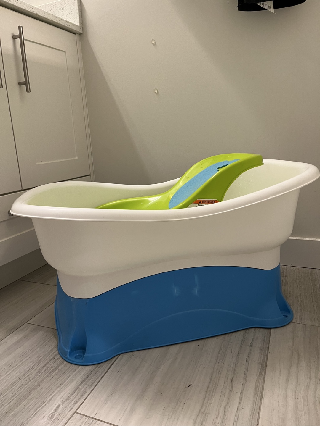 Baby Bathtub with Removable Infant Sling - photo 2