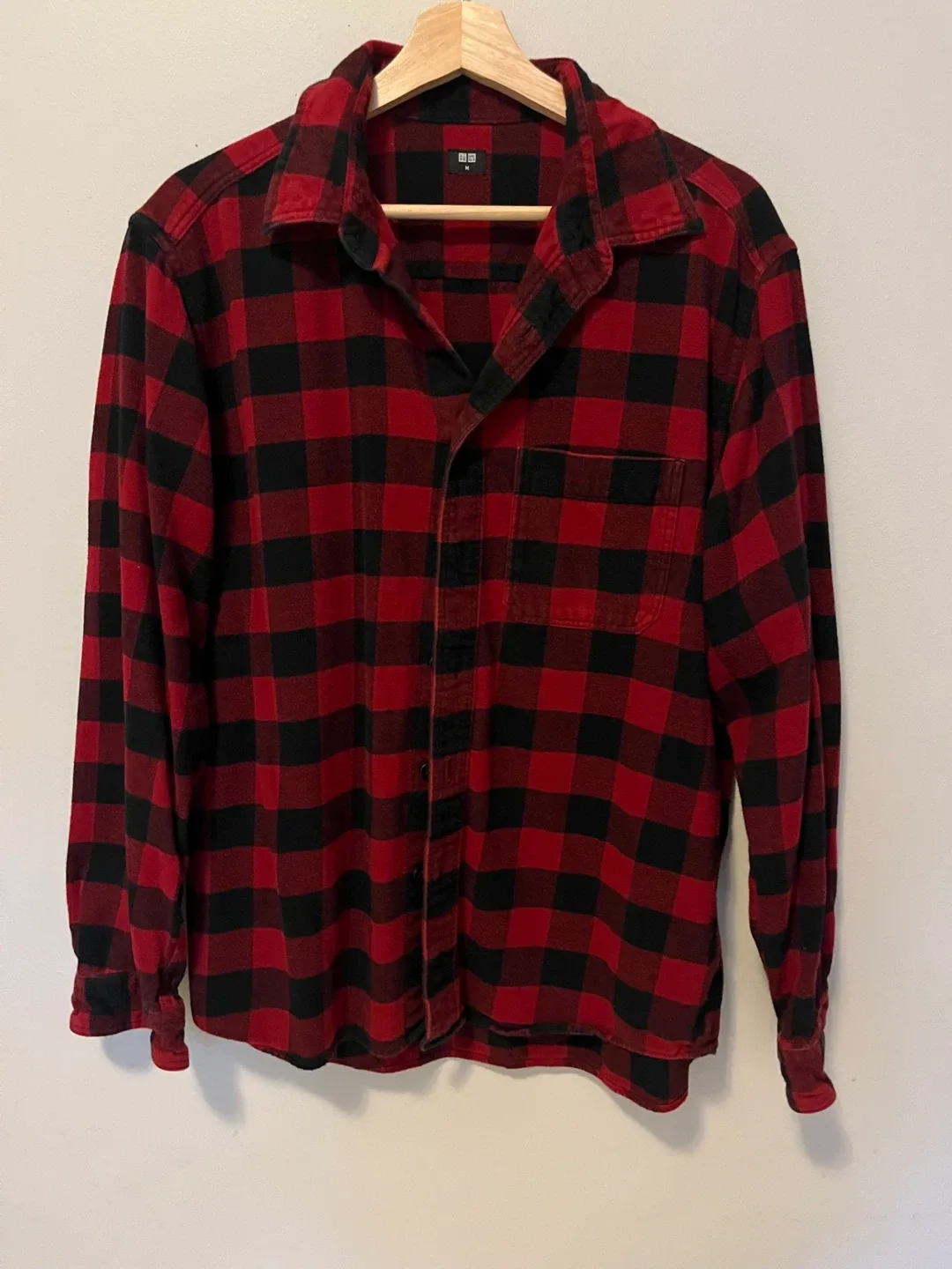 Uniqlo Red/Black Flannel Shirt - Size M thumbnail