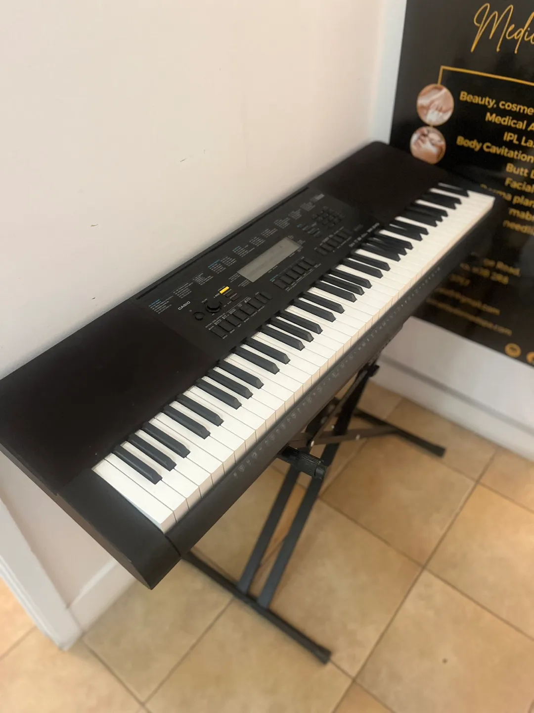 Casio WK-245 Keyboard thumbnail
