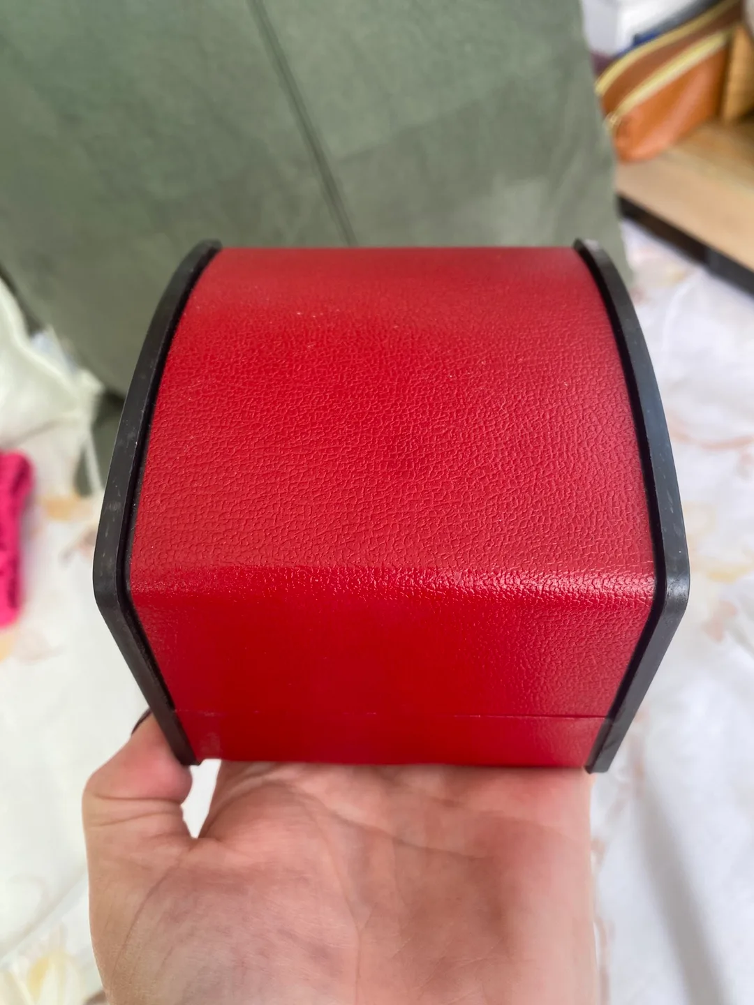 Emporio Armani Women's Watch image indicator(3)