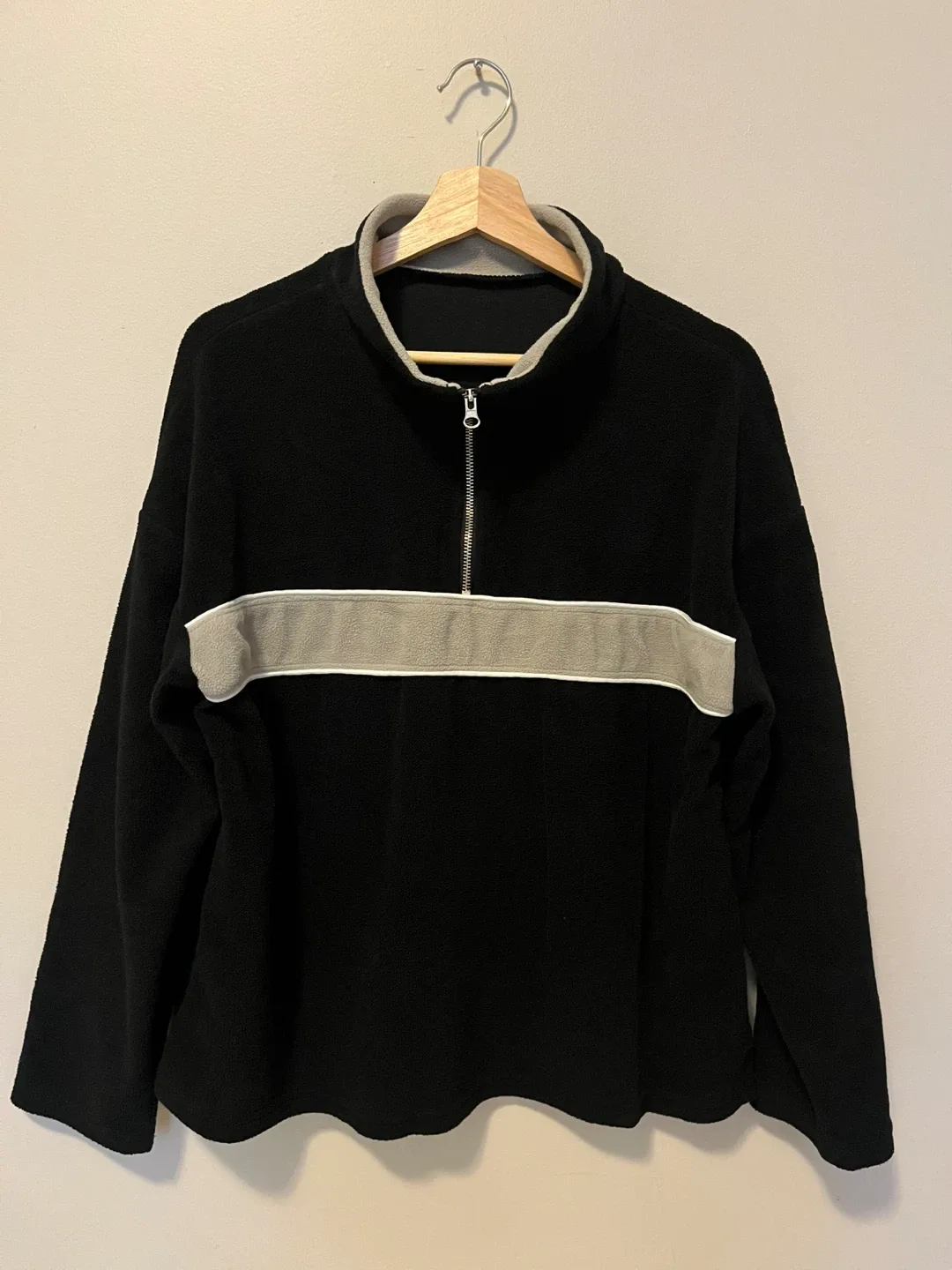 Fleece Pullover - Black thumbnail