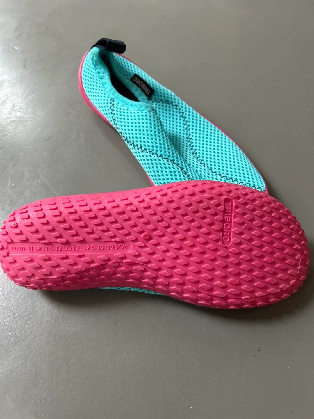 Kids Water Shoes Size 31 thumbnail