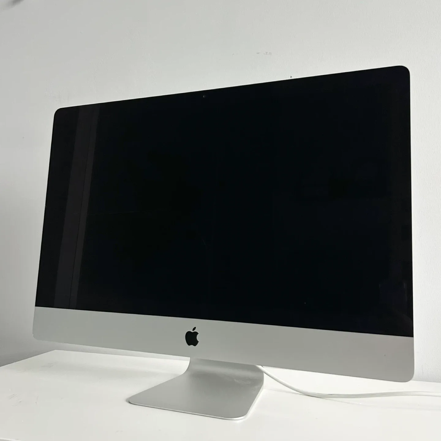 Apple iMac 27-inch Desktop (late 2012) thumbnail