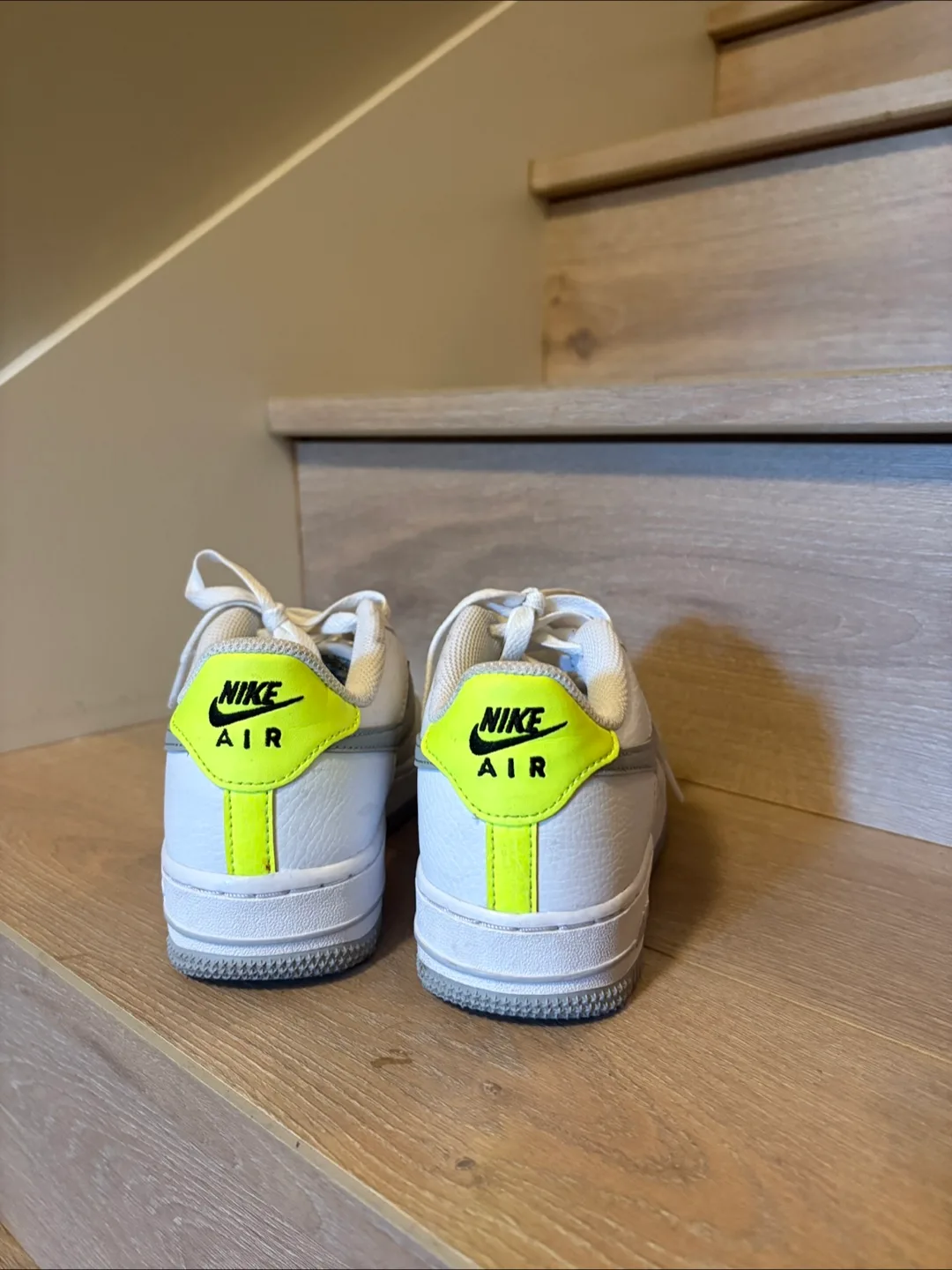 Nike Air Force 1 - White/Grey/Neon image indicator(6)