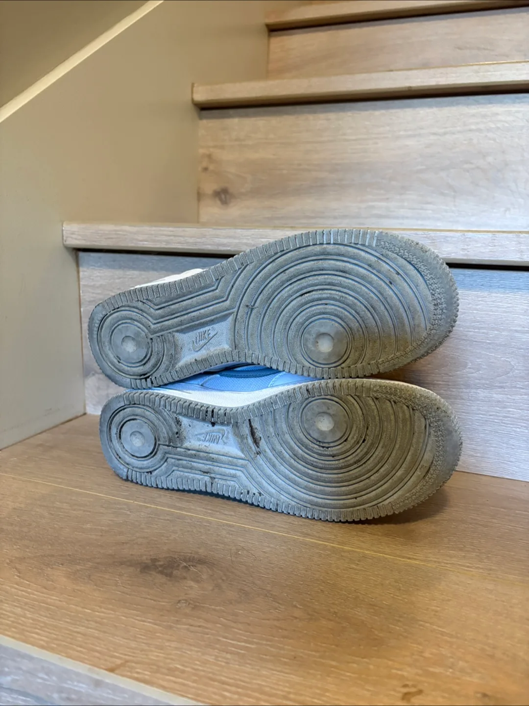 Nike Air Force 1 - White/Grey/Neon image indicator(4)