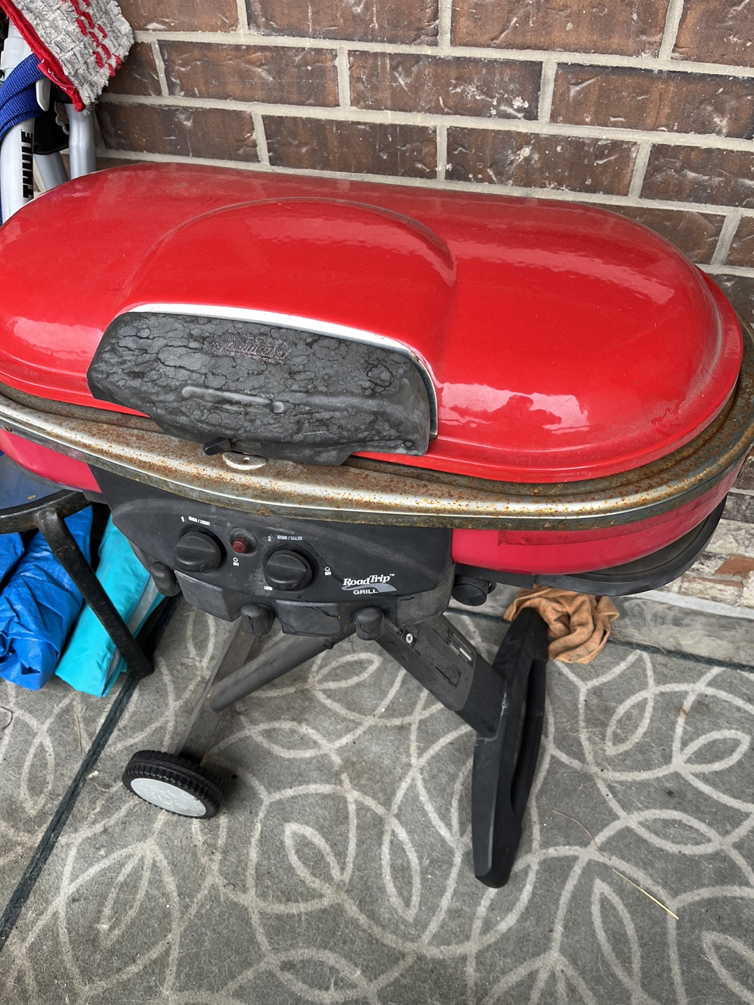 Coleman RoadTrip Grill & Propane Tanks