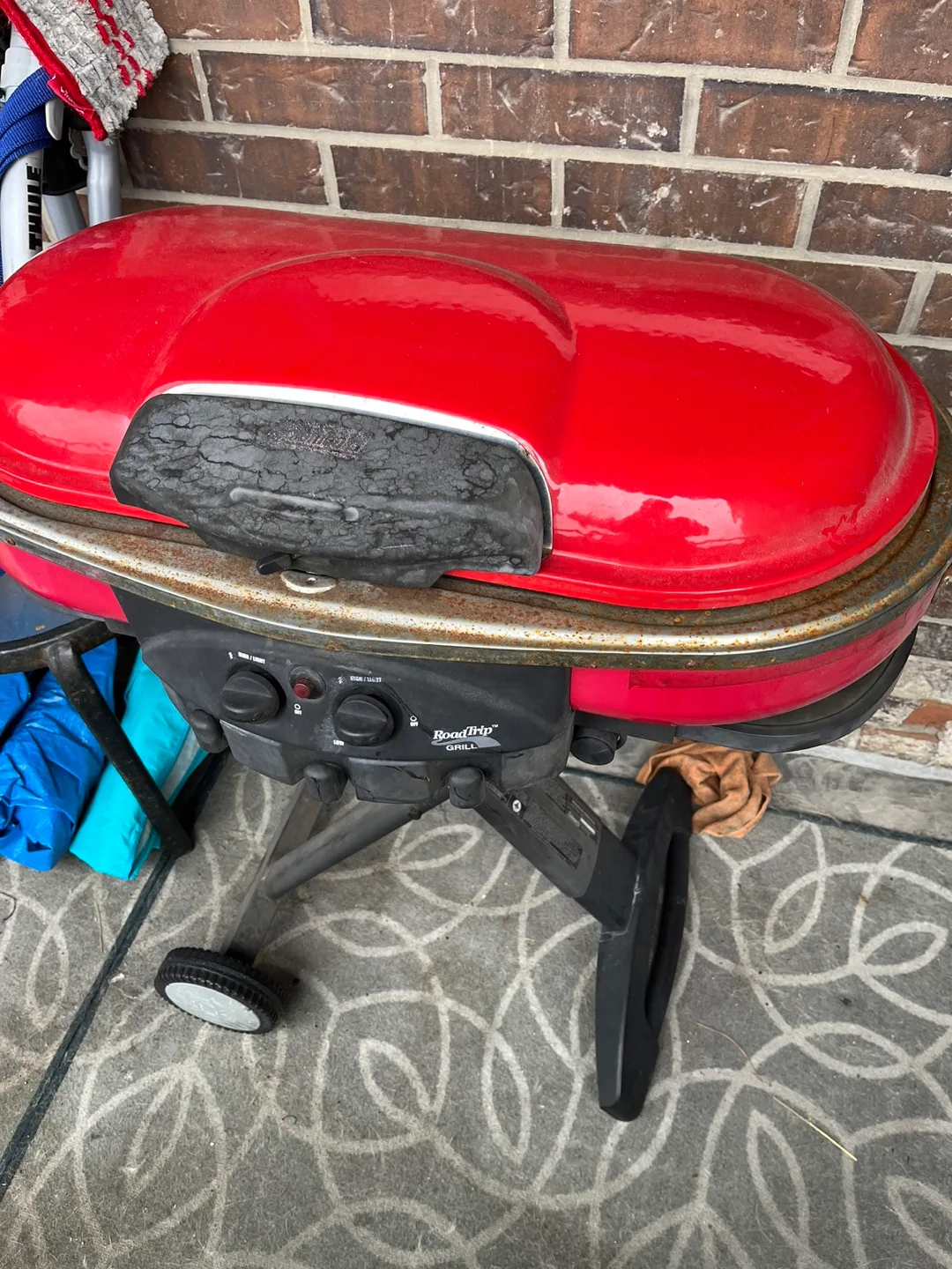 Coleman RoadTrip Grill & Propane Tanks