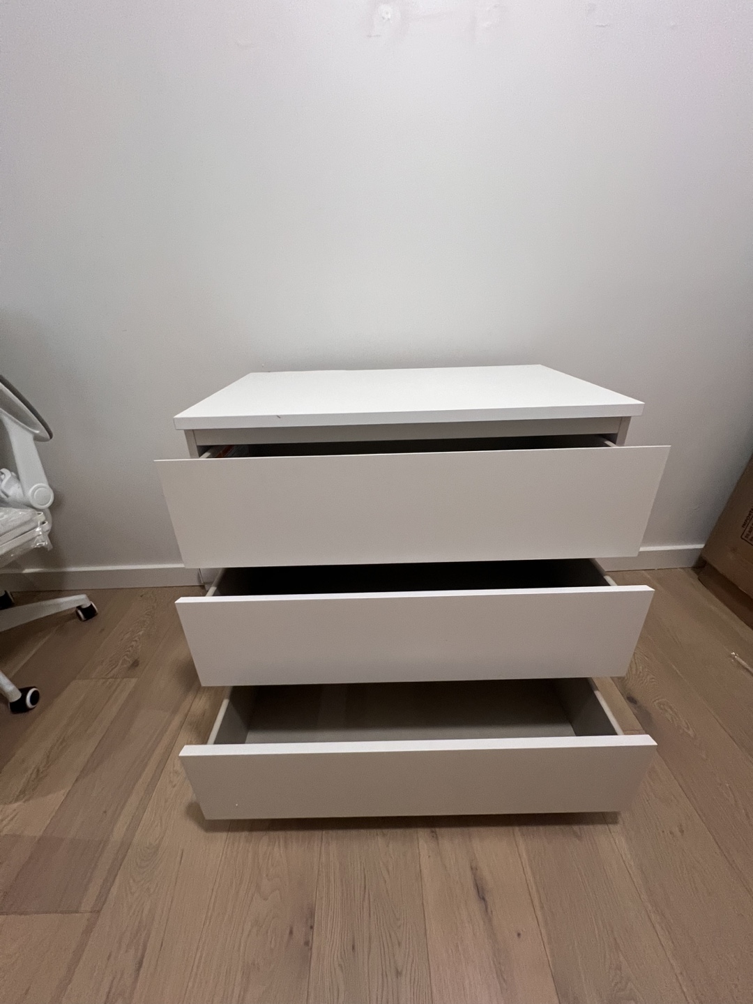 White 3-Drawer Dresser - photo 3