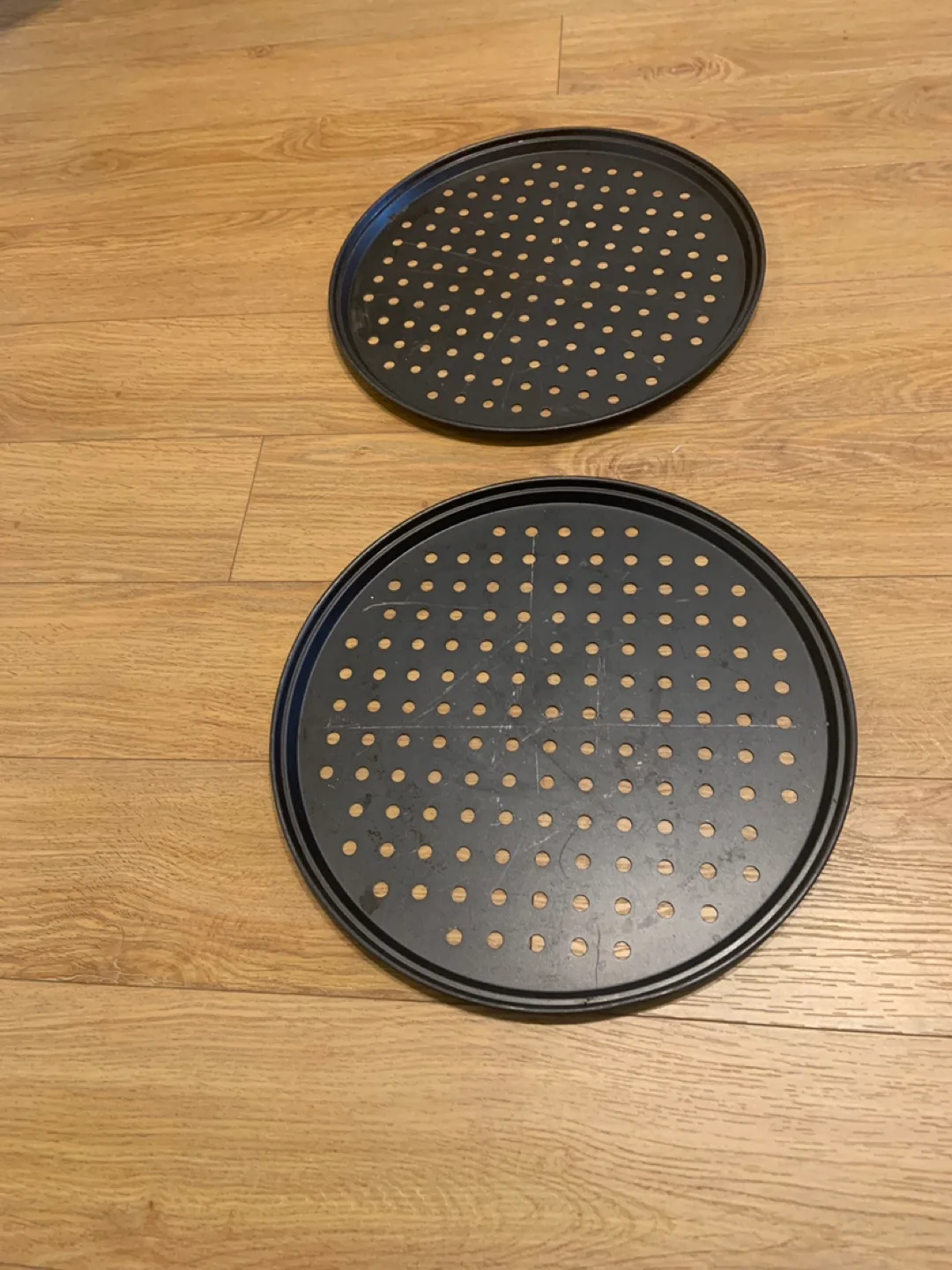 Pizza Baking Dishes - Metal image indicator(2)