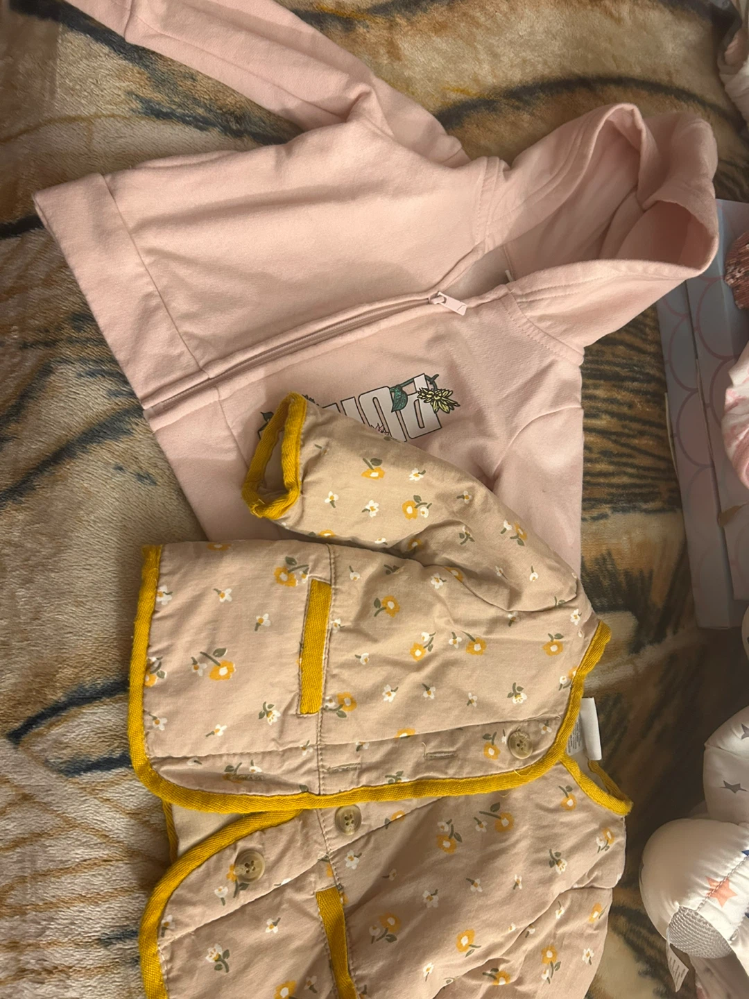 Baby Clothes Bundle - photo 3