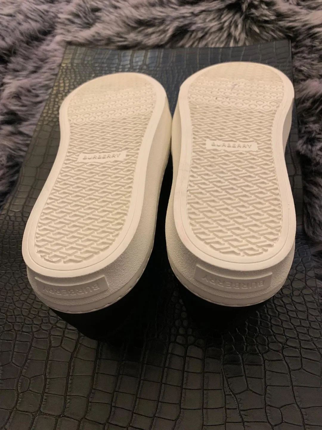 Burberry Slip-On Sneakers - Size 43 image indicator(6)