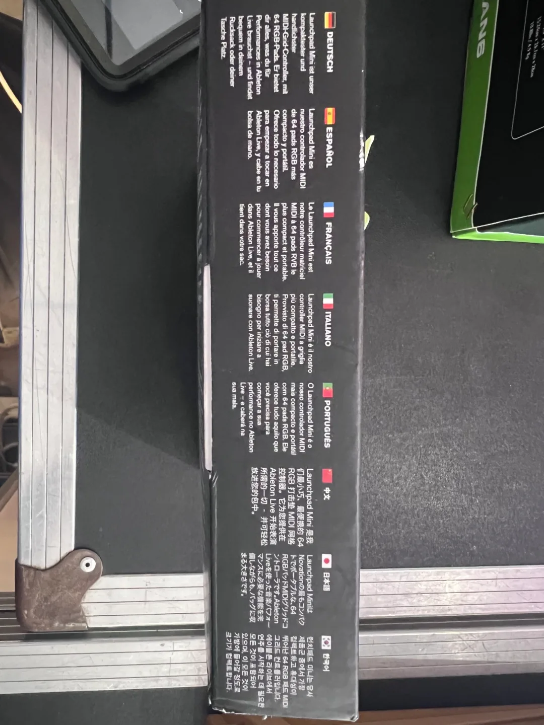 Novation Launchpad Mini image indicator(3)