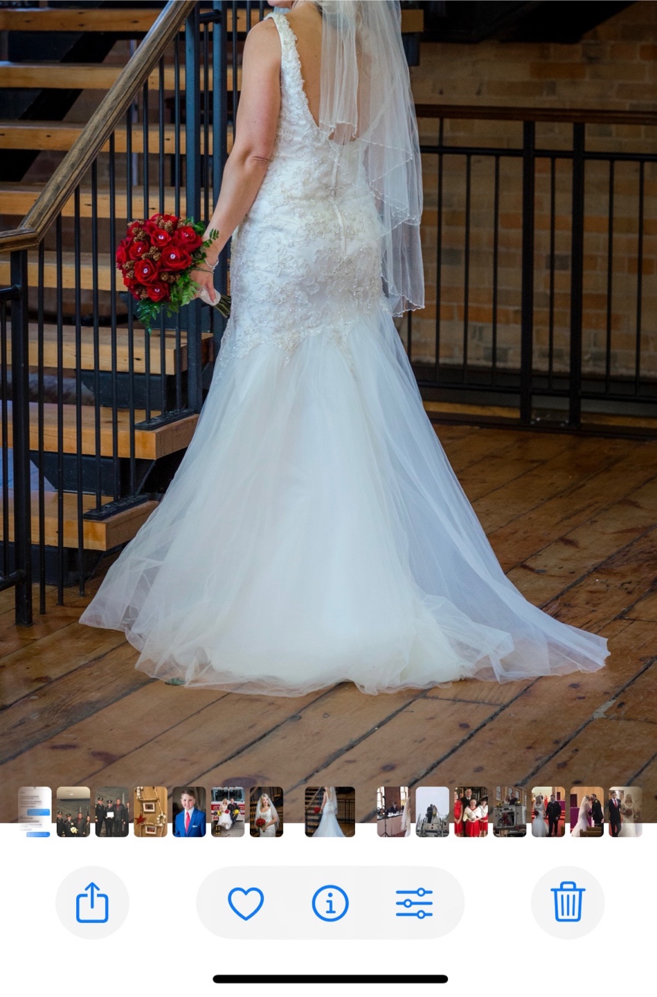 Alfred Sung Wedding Dress - Size 8 - photo 2
