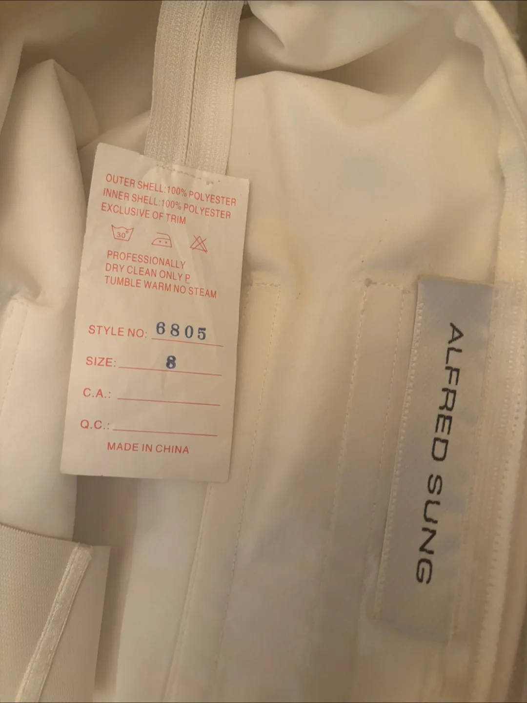 Alfred Sung Wedding Dress - Size 8 image indicator(4)
