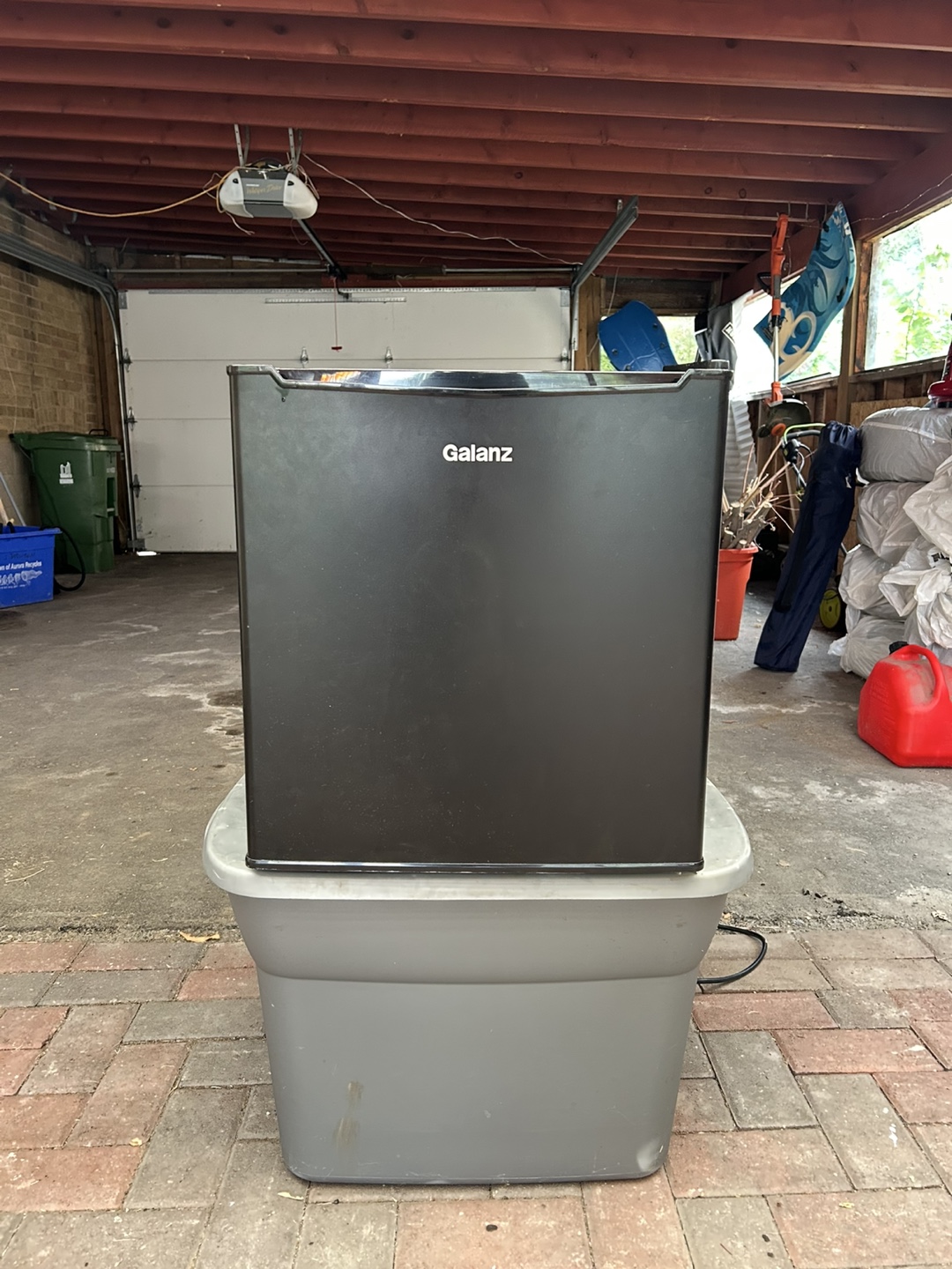 Galanz Compact Mini Fridge - Black