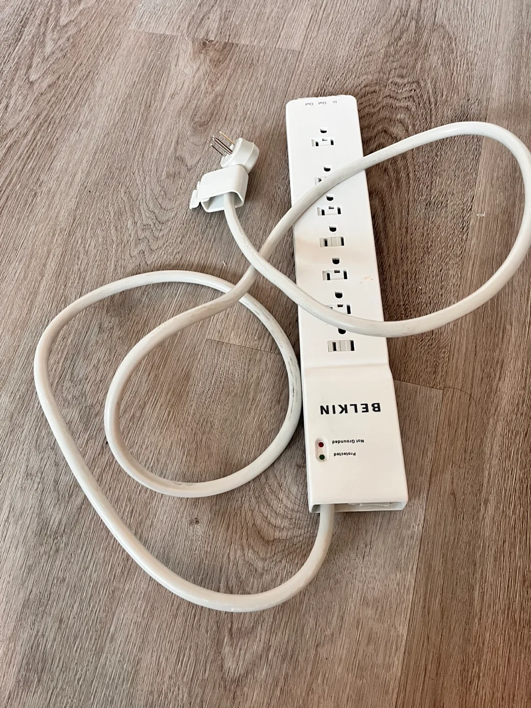 Belkin Surge Protector Power Strip thumbnail
