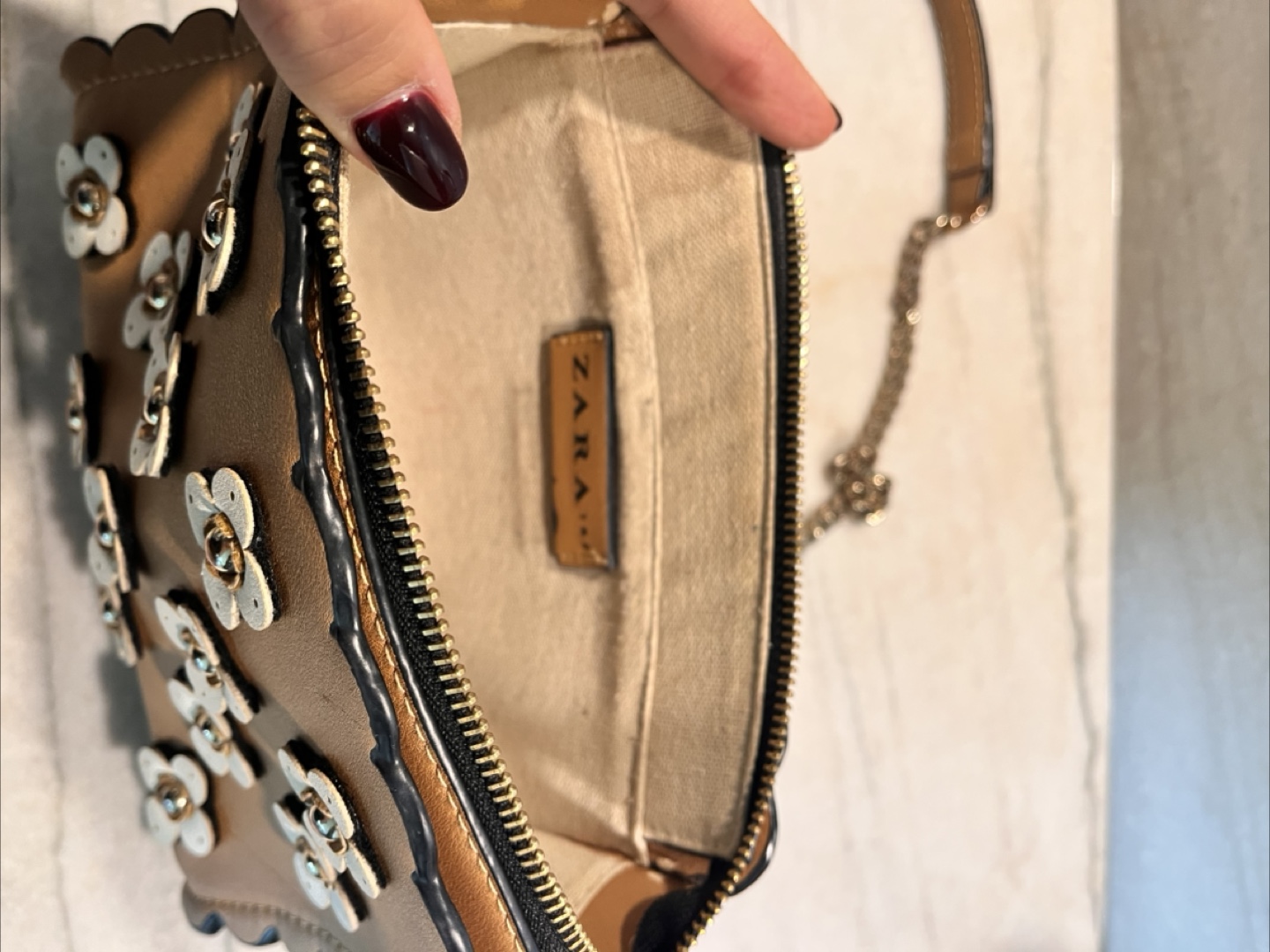 Zara Flower Appliqué Crossbody Bag - photo 4